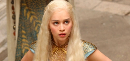 Эмилия Кларк заявила, что ее заставляли сниматься обнаженной в «Игре престолов»