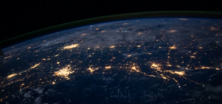 Китай провел первый за пять лет запуск людей в космос