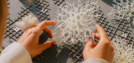 COS представит экоинсталляцию на выставке Salone del Mobile в Милане