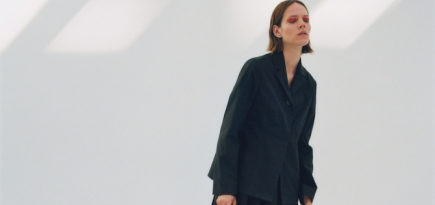 COS представил кампанию новой весенне-летней коллекции