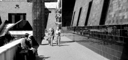 Запрещенные к прокату части «Дау» Ильи Хржановского могут показать в онлайн-кинотеатрах