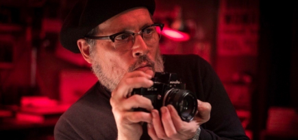 Появился фрагмент драмы «Великий» с Джонни Деппом в роли фотографа Life Юджина Смита