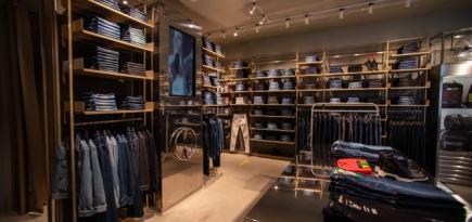 Diesel открыл первый флагманский магазин в Москве