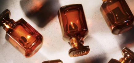 Стало известно, как пахнет первый аромат Fenty Beauty от Рианны