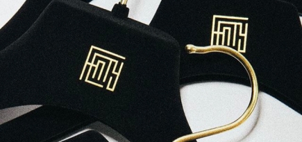 Рианна запустила распродажу архивов Fenty