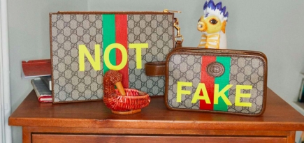 Gucci выпустил сумки и куртки со словом «Подделка»