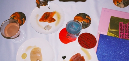 Happy End Bar начинает работать в новом формате