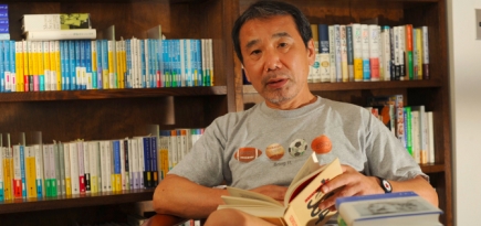 Харуки Мураками проведет радиошоу, чтобы развлечь японцев во время пандемии COVID-19