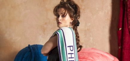 Хелена Бонем Картер выпустила шарфы для «феноменальных женщин»