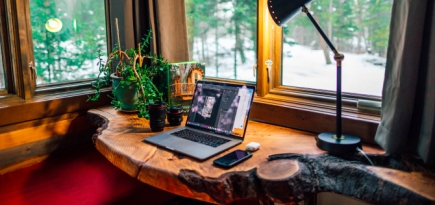 Сервис «Яндекс.Музыка» выяснил, что россияне слушают во время работы из дома