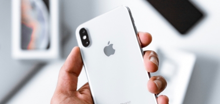 Reuters: Apple перестала продавать онлайн больше двух айфонов одной модели на человека