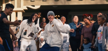 Джастин Бибер выпустил клип «Intentions» в поддержку сильных женщин