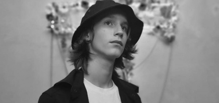 Сын Децла выложил в инстаграме фрагмент своего первого трека