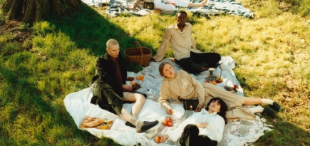 J.W. Anderson выпустил коллаборацию с Yoox