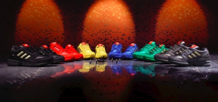 adidas Originals показал новые кроссовки из коллаборации с Lego
