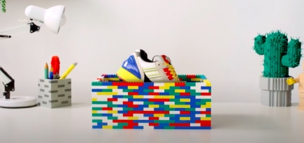 Lego опубликовала тизер коллаборации с adidas Originals