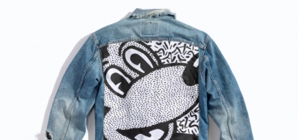 Levi's предлагает кастомизировать куртки и джинсы Микки-Маусами от Кита Харинга