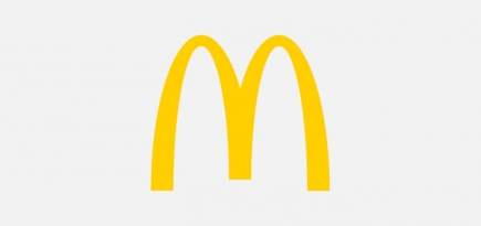 Бразильский McDonald’s изменил логотип из-за коронавируса