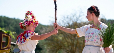 От «Соляриса» до «Солнцестояния»: Монеточка назвала шесть своих любимых фильмов