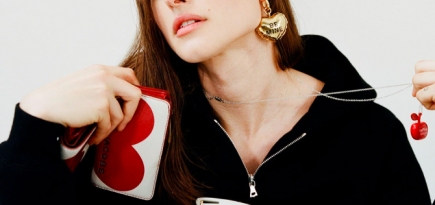 Marc Jacobs выпустил сумки с алыми сердцами ко Дню святого Валентина