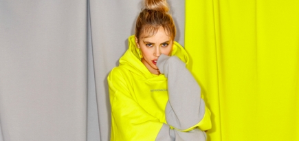 Monochrome и Pantone выпустили совместную коллекцию в цветах 2021 года