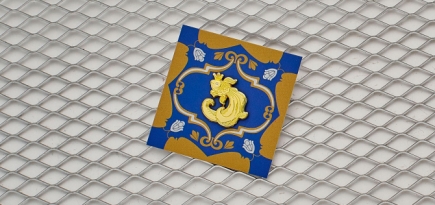 Heart of Moscow выпустил значки с Царевной-лягушкой, Золотой рыбкой и другими героями сказок