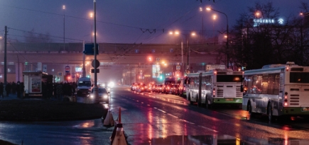 «Коммерсантъ»: в московских автобусах появится оплата проезда по лицу