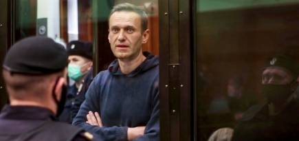 В день вынесения приговора Алексею Навальному в Москве задержали больше тысячи человек