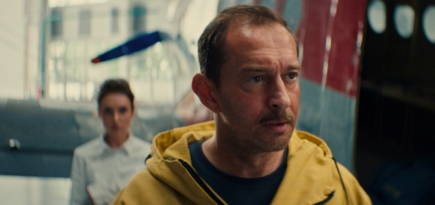 Константин Хабенский играет пожарного в трейлере драмы «Огонь»