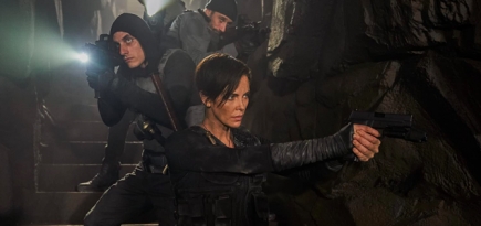 Шарлиз Терон возглавляет группу бессмертных наемников в трейлере фильма «Старая гвардия»