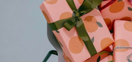 Бренд O Paper Paper выпустил новогоднюю коллекцию упаковочной бумаги и открыток