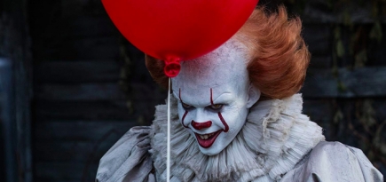 В этом году все хотят нарядиться на Хэллоуин клоуном Пеннивайзом и героями «Очень странных дел»