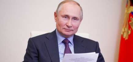 Владимир Путин сделал прививку от COVID-19 и чувствует себя хорошо