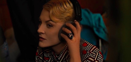 Рената Литвинова озвучила маршруты «Яндекс.Карт»