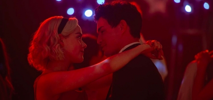 Netflix показал трейлер третьего сезона «Леденящих душу приключений Сабрины»