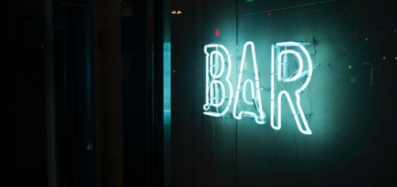 Сергей Собянин разрешил клубам и барам работать по ночам