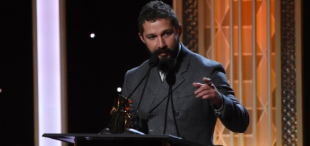 Шайя Лабаф поставил иммерсивный спектакль о пандемии коронавируса