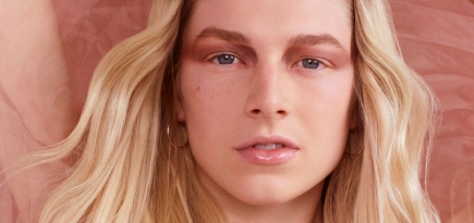 Хантер Шафер снялась в кампании новой коллекции Shiseido для макияжа глаз