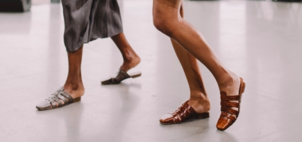 На сайте ЦУМа появилась обувь из коллаборации Deveaux и Malone Souliers