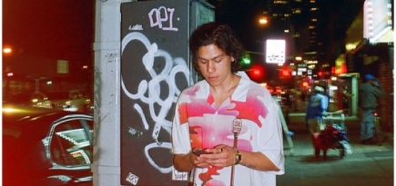 Supreme выпустил коллекцию, вдохновленную The Velvet Underground