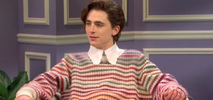 Лук Тимоти Шаламе, в котором он изобразил Гарри Стайлза на Saturday Night Live, выставят на аукцион