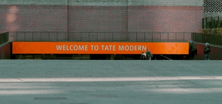 Uniqlo возобновляет сотрудничество с лондонской галереей Tate Modern