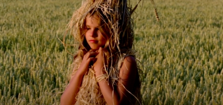 Группа «Мумий Тролль» выпустила клип на песню «Лира»