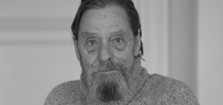 Умер художник Улай