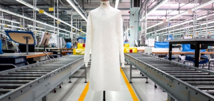 Ermenegildo Zegna запустил производство защитных медицинских костюмов