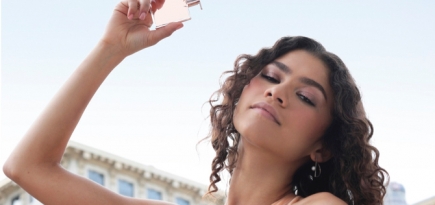 Зендая скачет по Лос-Анджелесу на лошади в видеокампании аромата Idôle от Lancôme