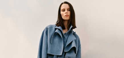 Плащи на весну 2019: технологичные, виниловые, прозрачные или из денима