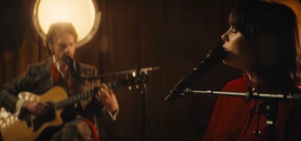 Билли Айлиш и ее брат Финнеас О'Коннелл спели для проморолика Gucci