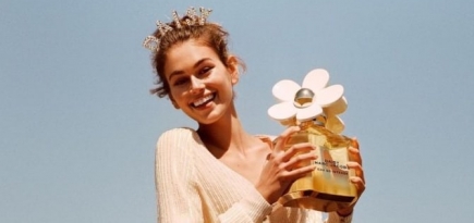 Кайя Гербер снялась в новой парфюмерной кампании Marc Jacobs
