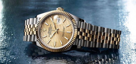 Компания Rolex приостанавливает поставки в Россию